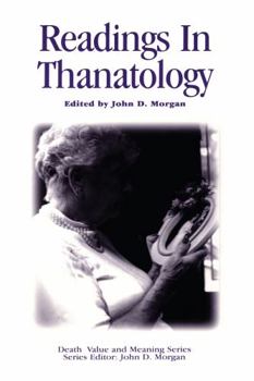 Paperback Readings in Thanatology Book