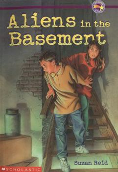Paperback Aliens in the Basement Book