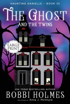 Paperback The Ghost and the Twins [Large Print] Book