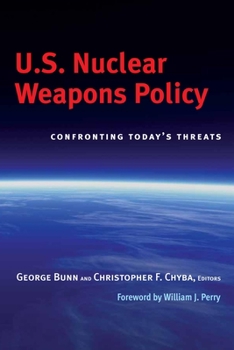 Paperback U.S. Nuclear Weapons Policy: Confronting Today's Threats Book