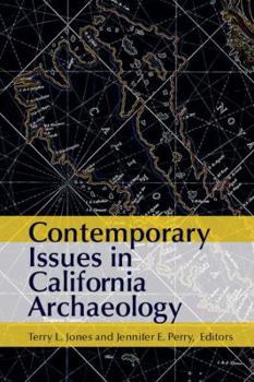 Paperback Contemporary Issues in California Archaeology Book