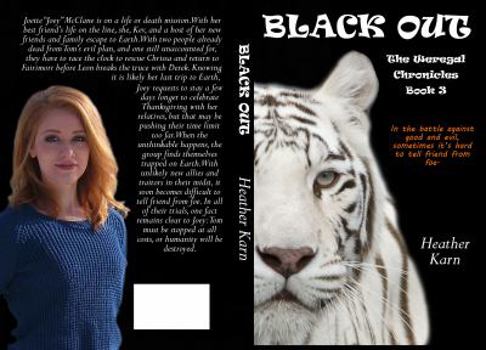 Paperback Black Out (The Weregal Chronicles) Book