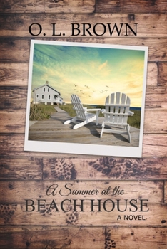 Paperback A Summer at the Beach House Book