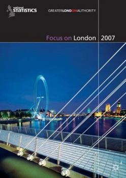 Paperback Focus on London 2007 Book