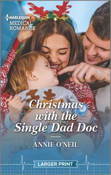Mass Market Paperback Christmas with the Single Dad Doc [Large Print] Book