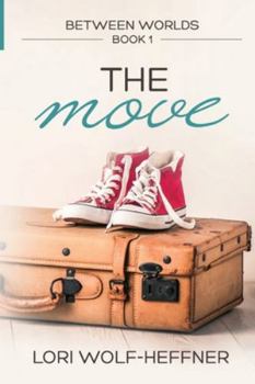 Paperback Between Worlds 1: The Move Book