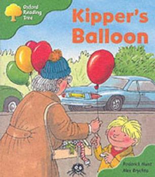 Paperback Oxford Reading Tree: Stage 2: More Storybooks: Kipper's Balloon Book