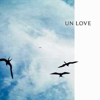 Music - CD un : love Book