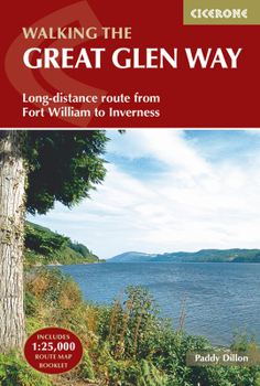 Paperback Walking the Great Glen Way: Long-Distance Route from Fort William to Inverness Book