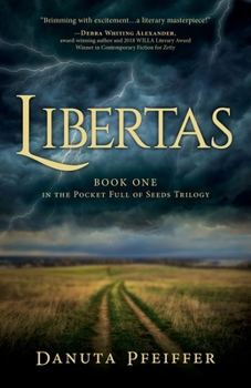 Paperback Libertas Book