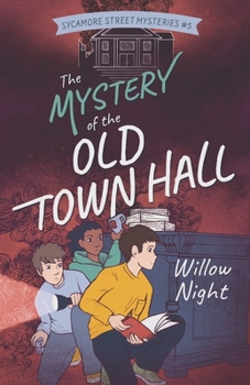 Paperback The Mystery of the Old Town Hall Book