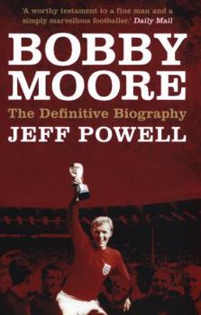 Paperback Bobby Moore: Sporting Legend Book