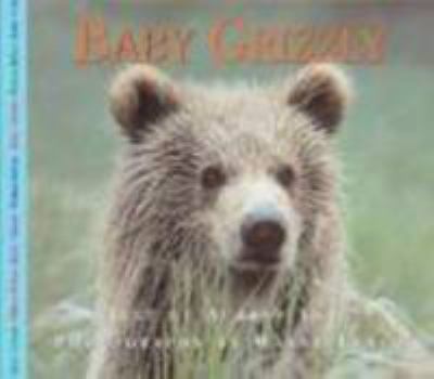 Hardcover Baby Grizzly (Nature Babies) Book
