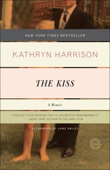 Paperback The Kiss: A Memoir Book
