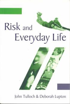 Paperback Risk and Everyday Life Book