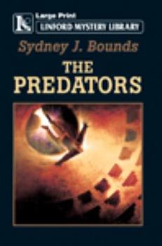 Paperback The Predators [Large Print] Book