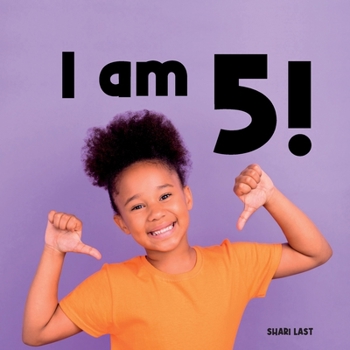 Paperback I Am 5!: Meet many different 5-year-old children Book