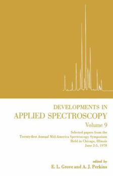 Paperback Developments in Applied Spectroscopy Book