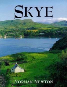 Paperback Skye Book