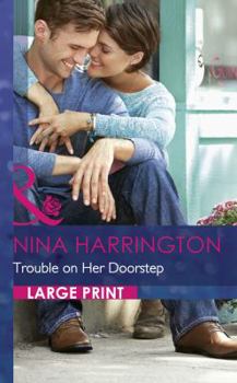 Hardcover Trouble on Her Doorstep [Large Print] Book