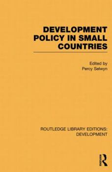 Paperback Development Policy in Small Countries Book