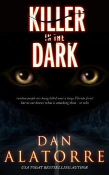 Paperback Killer In The Dark: a psychological thriller (A JETT THACKER MYSTERY) Book