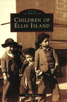 Paperback Children of Ellis Island Book