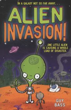 Paperback Alien Invasion. Guy Bass Book