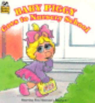 Paperback Baby Piggy Go/School Book