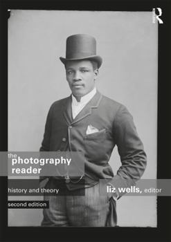 Paperback The Photography Reader: History and Theory Book