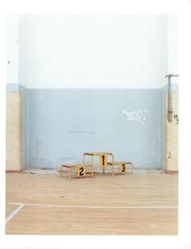 Hardcover Ralf Meyer: Architectural Rearguard: Photographic Rapprochement of Architectural Inheritance from the Third Reich Book