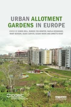 Paperback Urban Allotment Gardens in Europe Book