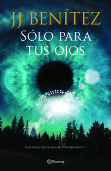 Paperback Sólo Para Tus Ojos [Spanish] Book