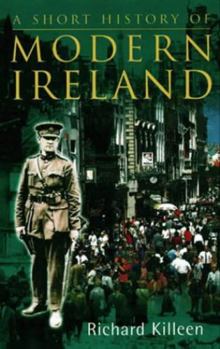 Paperback A Short History of Modern Ireland Book