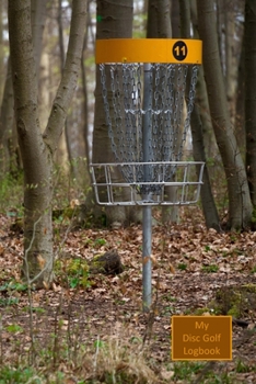 My Disc Golf Logbook: Record Up To 50 Prompted Fun Filled Visits To Your Favorite Recreation Spot To Create Memories / Compare Scores Visit To Visit With Silver Chains And A Yellow Rim On The Basket