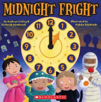 Paperback Midnight Fright [With Clock] Book