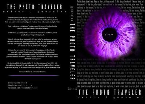 Paperback The Photo Traveler Book