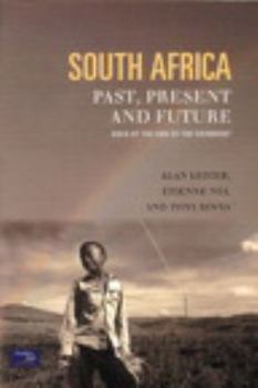 Paperback South Africa, Past, Present and Future: Gold at the End of the Rainbow? Book