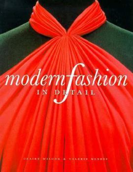 Paperback Modern Fashion in Detail Book