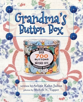 Paperback Grandma's Button Box Book