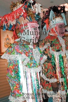 Paperback Mundo Garifuna: Pasado Histórico - Futuro Brillante [Spanish] Book