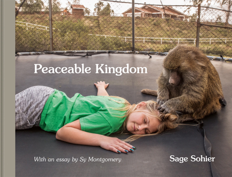 Hardcover Peaceable Kingdom: The Special Bond Between Animals and Their Humans Book