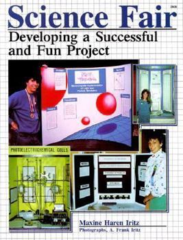 Paperback Science Fair: Developing a Successful and Fun Project Book