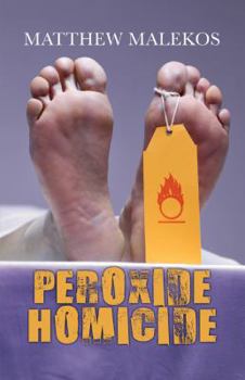 Paperback Peroxide Homicide [Large Print] Book
