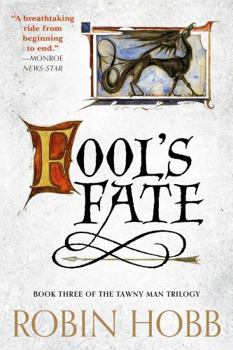 Paperback Fool's Fate: Book Three of the Tawny Man Trilogy Book
