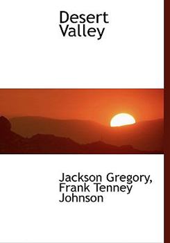 Paperback Desert Valley [Large Print] Book