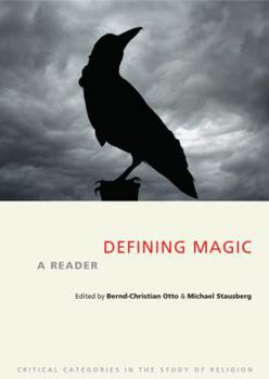 Paperback Defining Magic: A Reader Book
