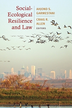 Paperback Social-Ecological Resilience and Law Book