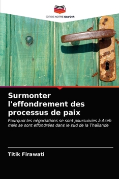 Paperback Surmonter l'effondrement des processus de paix [French] Book