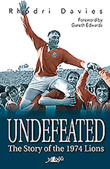 Paperback Undefeated: The Story of the 1974 Lions Book